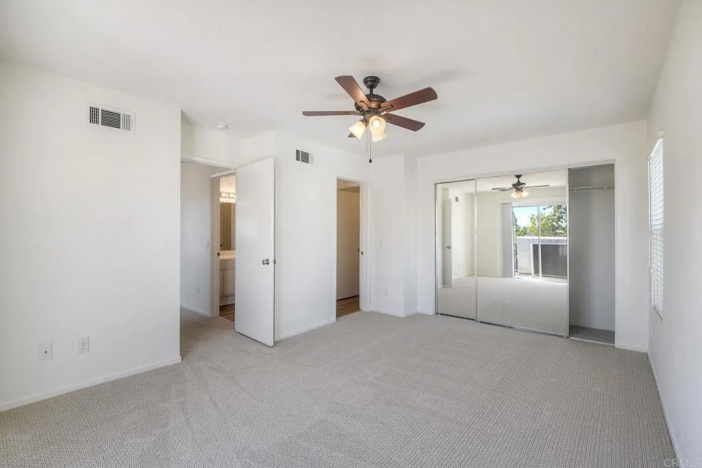 5005 Codorniz Way 8, Oceanside, California 92057 home-pic-21